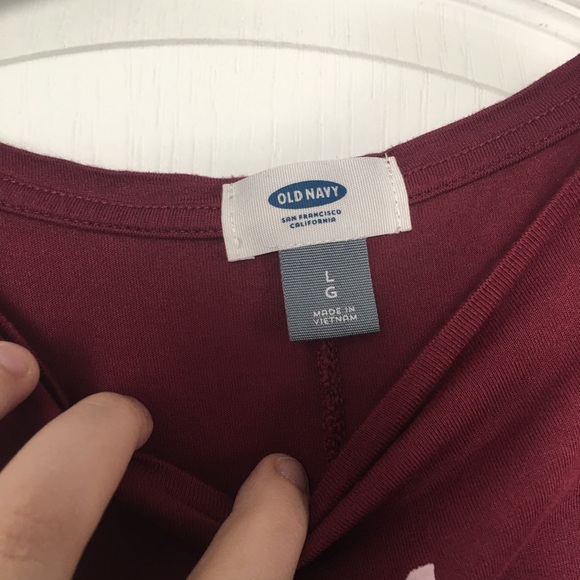 Maroon with design tank top - Picture 2 of 2